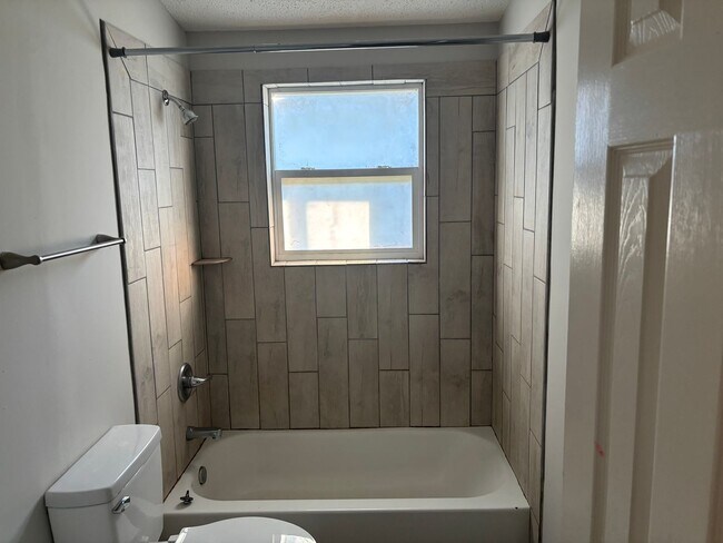 1778 Whitehead Dr in Southaven, MS - Building Photo - Building Photo