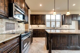 920 Lake Meadow Ln in Little Elm, TX - Building Photo - Building Photo