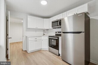 2508 N Sartain St in Philadelphia, PA - Building Photo - Building Photo