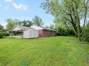300 Shelle Rd in Manhattan, KS - Building Photo - Building Photo