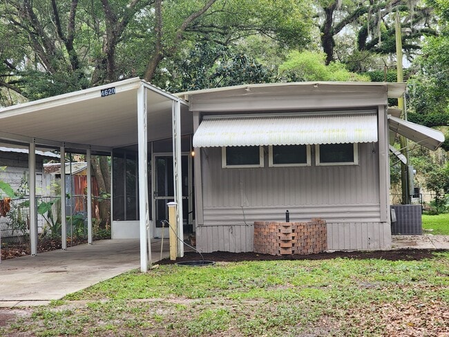 property at 4620 Plum St