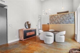 1824 Harvard Ave in McAllen, TX - Foto de edificio - Building Photo