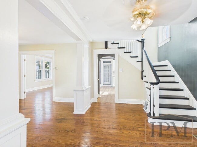 property at 699 Carlisle Ave
