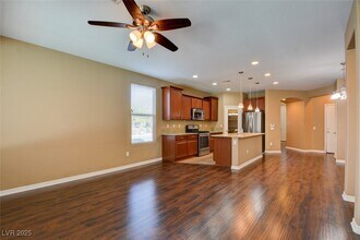 10267 Mopan Rd in Las Vegas, NV - Building Photo - Building Photo