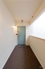 410 Canal Park, Unit 2nd Fl in Easton, PA - Building Photo - Building Photo