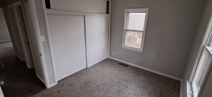 1211 S 24th St in St. Joseph, MO - Building Photo - Building Photo