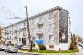 7485 De Chester Av in Montréal, QC - Building Photo - Building Photo