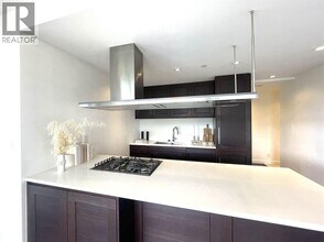 3355 Binning Rd in Vancouver, BC - Building Photo - Building Photo