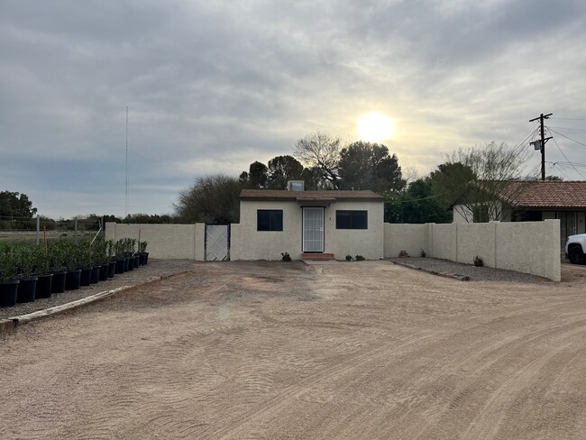 property at 6623 S 32nd St