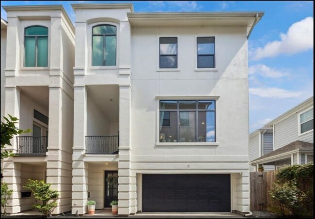 property at 5729 Larkin St