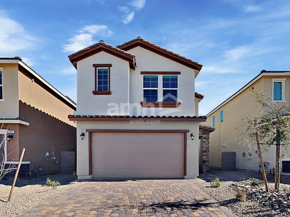 5864 Astapor St in Las Vegas, NV - Building Photo