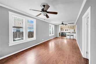 2804 Elysian St in Houston, TX - Foto de edificio - Building Photo