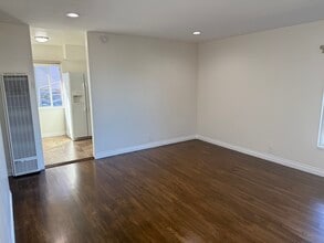 316 Calle Miramar in Redondo Beach, CA - Building Photo - Building Photo