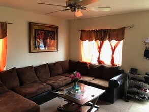 1048 W 223rd St in Torrance, CA - Building Photo - Building Photo