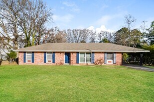 3325 Wiley Rd in Montgomery, AL - Building Photo