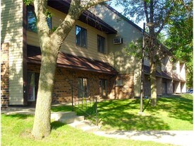 1440 9th St in Granite Falls, MN - Building Photo