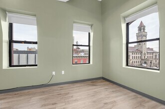 5-7 Pleasant St in Worcester, MA - Building Photo - Building Photo