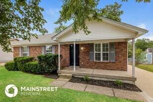 212 Tecumseh Dr in Shepherdsville, KY - Building Photo