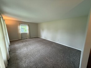 4221 Lynwood Ct in Fort Wayne, IN - Building Photo - Building Photo