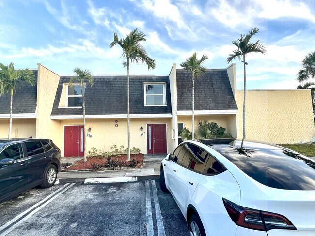 property at 512 SW 1st St