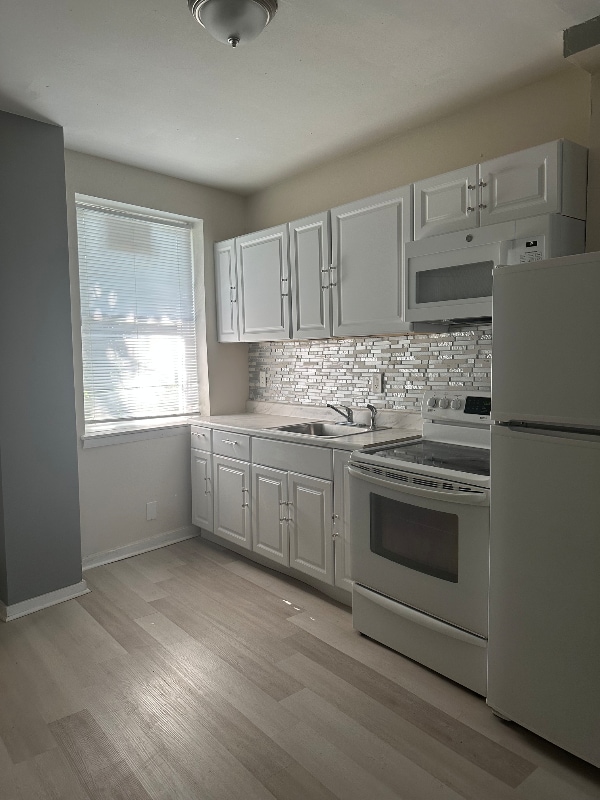 property at 313 S Franklintown Rd