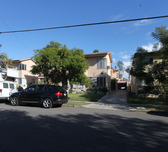 1808 N Alexandria Ave in Los Angeles, CA - Building Photo - Building Photo