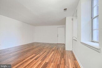 3321 Liberty Heights Ave in Baltimore, MD - Building Photo - Building Photo