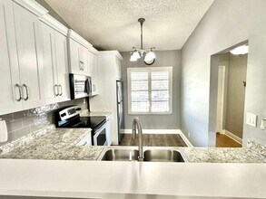 2101 Sabal Ridge Ct in Palm Beach Gardens, FL - Building Photo - Building Photo