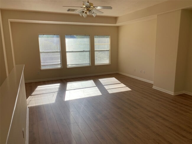 17507 Colony Creek Dr