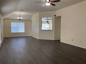 19611 Cypress Bough Dr in Katy, TX - Building Photo - Building Photo