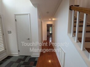 3023 Shallowood Ln in Charlotte, NC - Building Photo - Building Photo