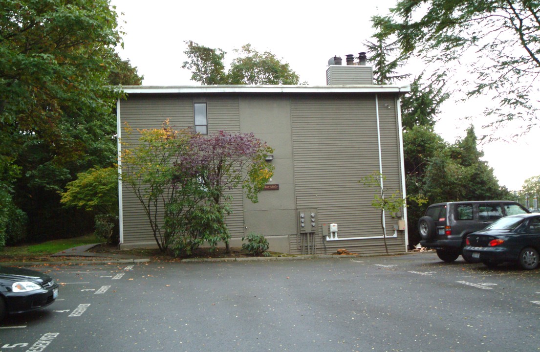 619 9th Ave S in Kirkland, WA - Foto de edificio