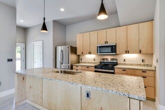 2900 Gonzales St in Austin, TX - Building Photo - Building Photo