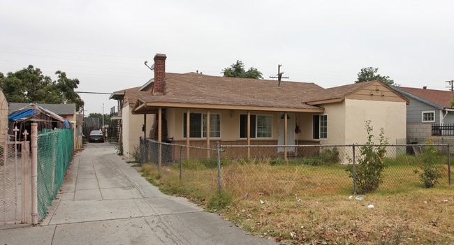 4111 & 4113 Shirley Ave in El Monte, CA - Building Photo - Building Photo