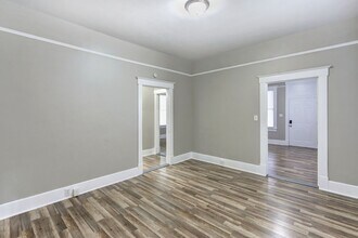 660 E 34th St in Savannah, GA - Building Photo - Building Photo