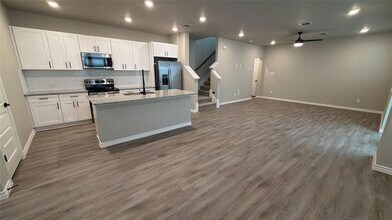 813 Vine St in Argyle, TX - Building Photo - Building Photo