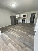 424 Bell Ave in Dyersburg, TN - Building Photo - Building Photo