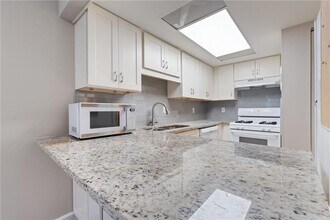 469 Granite Ridge Pl in Atlanta, GA - Building Photo - Building Photo