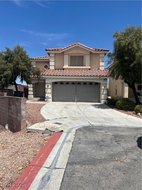 7410 Aurora Glow St in Las Vegas, NV - Building Photo