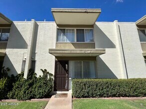 7740 E Heatherbrae Ave in Scottsdale, AZ - Building Photo - Building Photo
