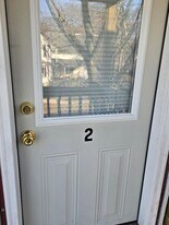 1335 N Church St, Unit #2 in Kalamazoo, MI - Building Photo