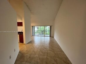 19217 Glenmoor Dr in West Palm Beach, FL - Building Photo - Building Photo