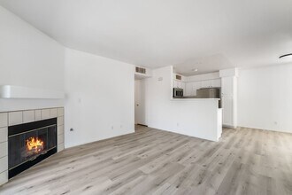 3059 Key Largo Dr in Las Vegas, NV - Building Photo - Building Photo