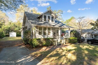 240 E Connecticut Ave, Unit 1-4115D in Southern Pines, NC - Building Photo - Building Photo