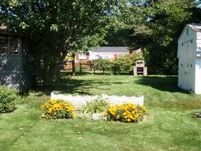 125 Dickson Blvd in Moncton, NB - Building Photo - Building Photo