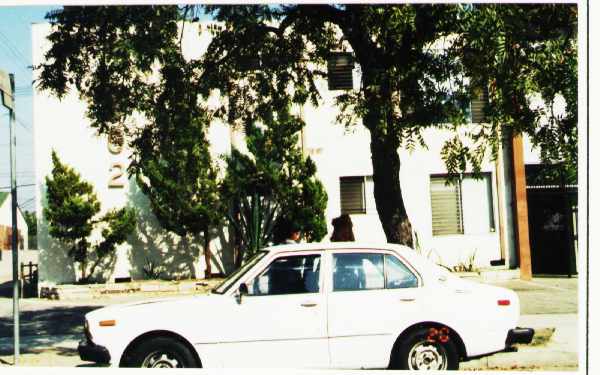 6862 Simpson Ave in North Hollywood, CA - Building Photo - Building Photo