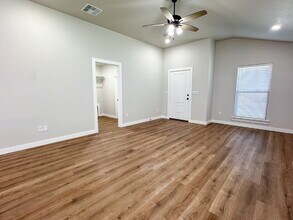 7441 28th St in Lubbock, TX - Building Photo - Building Photo