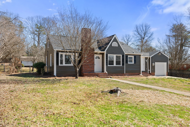 4333 Charleston Dr in Winston-Salem, NC - Building Photo - Building Photo