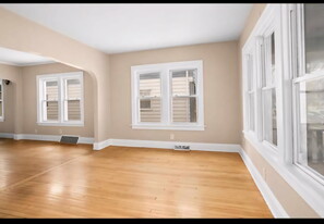 428 S 70th St, Unit Lower in Milwaukee, WI - Building Photo