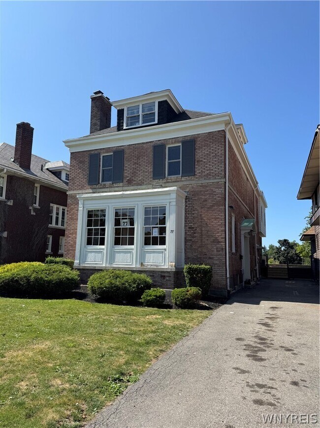 property at 77 Humboldt Pkwy